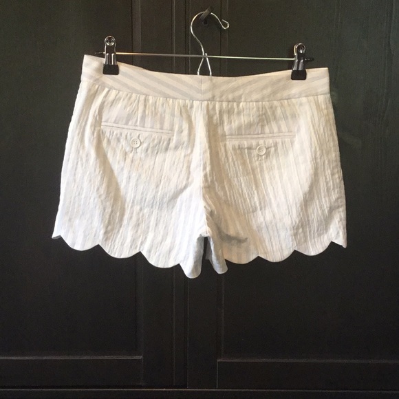 Club Monaco Amber Shorts Striped Scallop Blue - Picture 4 of 5